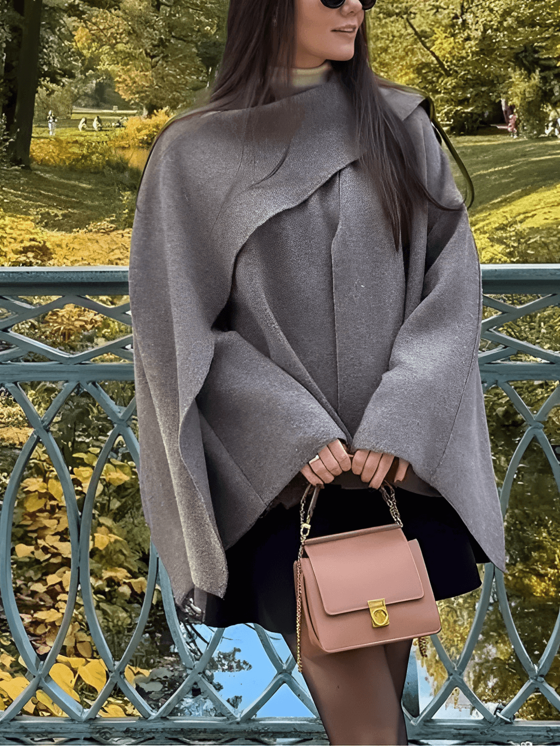 Casaco Poncho Assimétrico com Gola Lenço – Alana