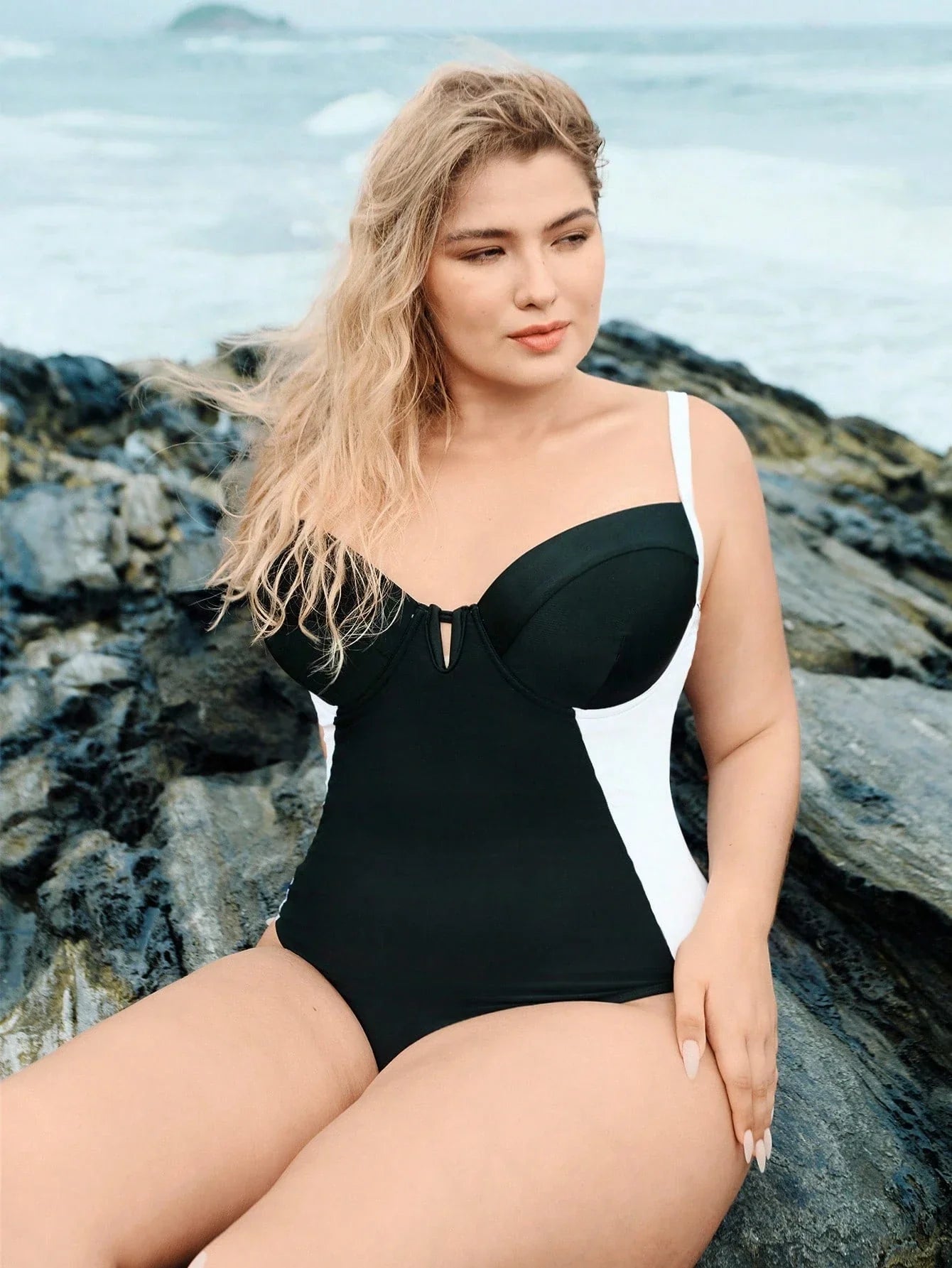 Maiô Plus Size Noémie
