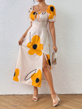 Vestido Floral Elegante com Manga Bufante e Fenda Lateral